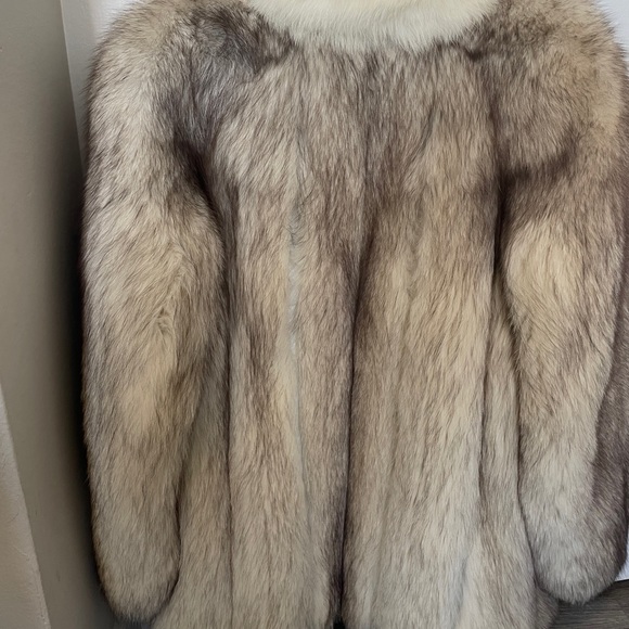 Vintage Fur Coat - Picture 3 of 5